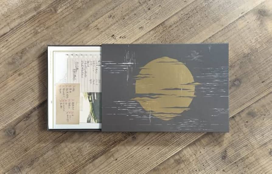 ヨルシカ LIVE「月光」(初回限定盤) Amazon.co.jp: ヨルシカ LIVE「月光」(初回限定盤)(グッズ付